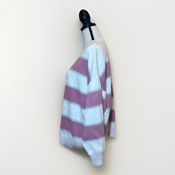 Vans Sweater Women’s Large White With Pink And Blue Stripes Knit Mid Length - Picture 3 of 11